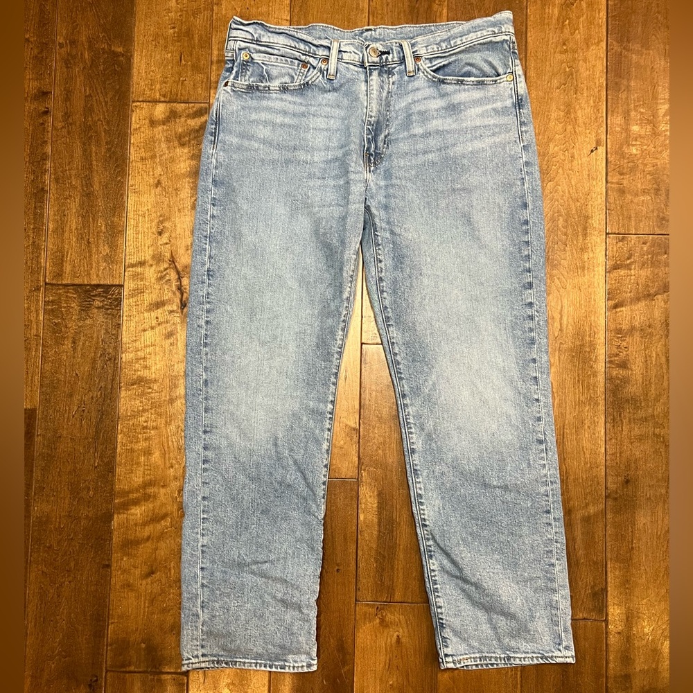 Levi’s Premium 36x30 Blue Washed Denim Zip Fly Jeans